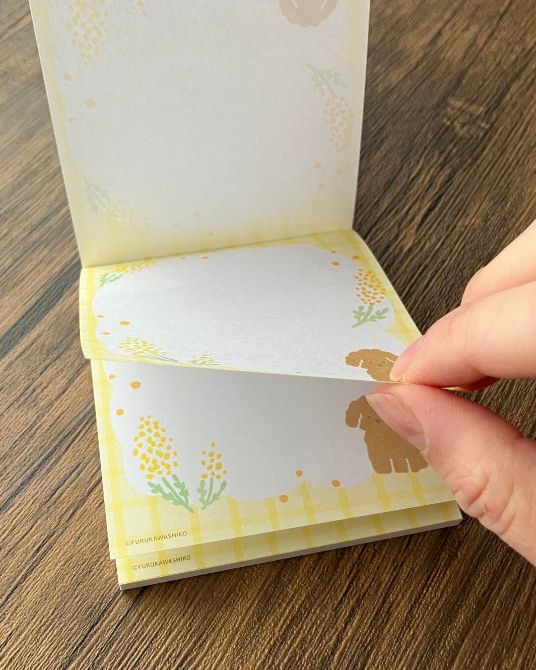 どこからでも使えるブロックメモ　ふわふわミモザ