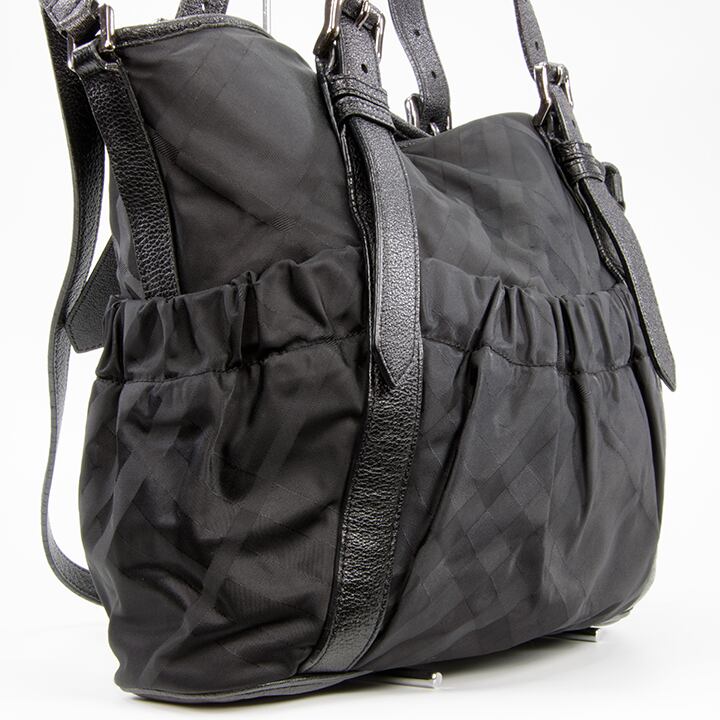 本物・送料無料・美品】Burberry・バーバリー・2WAYショルダーバッグ
