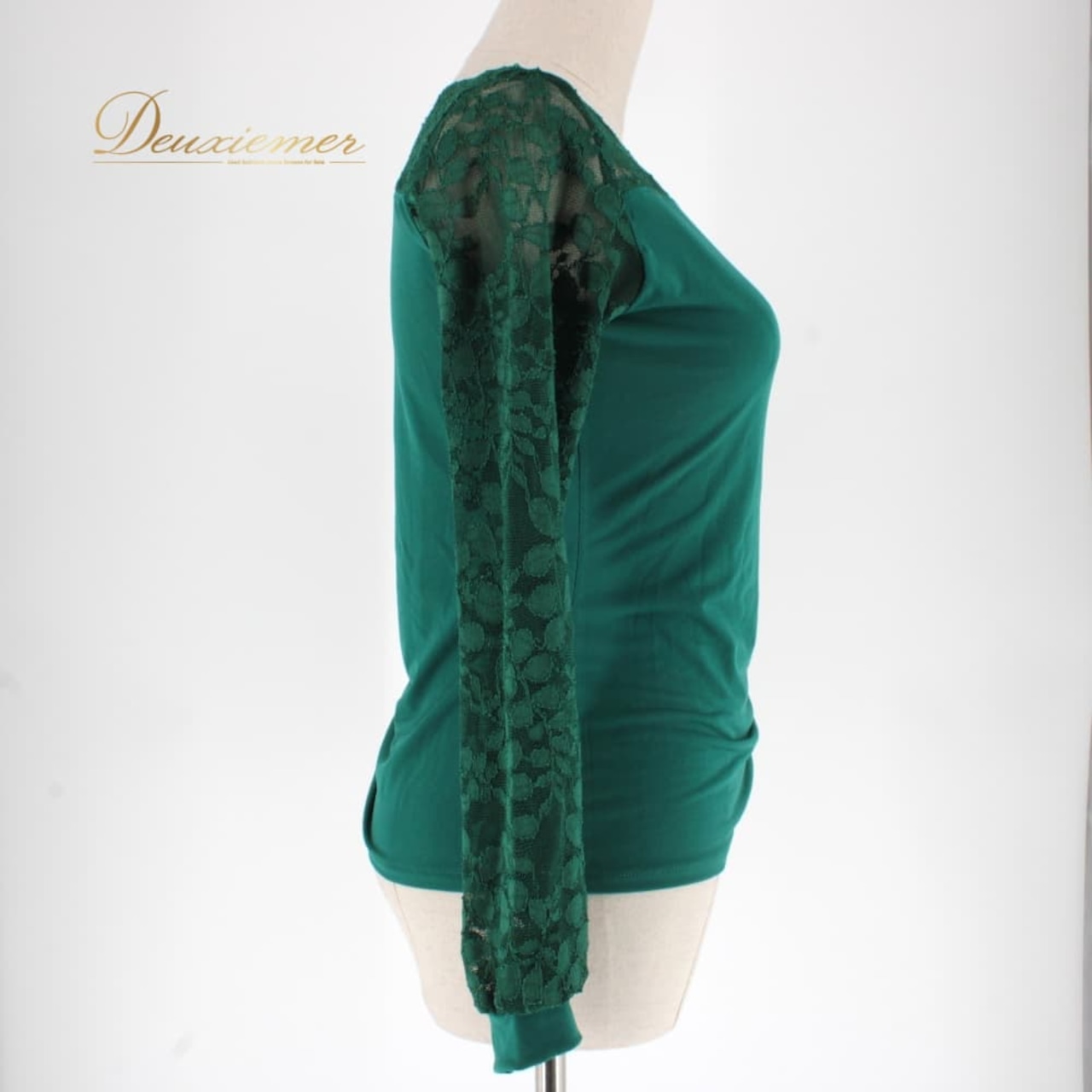 社交ダンス 衣装 スタンダード トップス レッスンウェア レディース グリーン系 緑 レース 練習着 長袖 かわいい フォーマル 上品 練習用 レッスン用 ワルツ タンゴ デモ お稽古ウェア グリーン 緑系 深緑 きれいめ 大人かわいい シック 透け感 レース素材 レース袖 レース調 伸縮性 ルーズ感 フィット感 エレガント フォーマルウェア パーティー ステージ衣装 フロントシャーリング かわいいデザイン スタイリッシュ 9号表記なし Mサイズ相当 長袖トップス