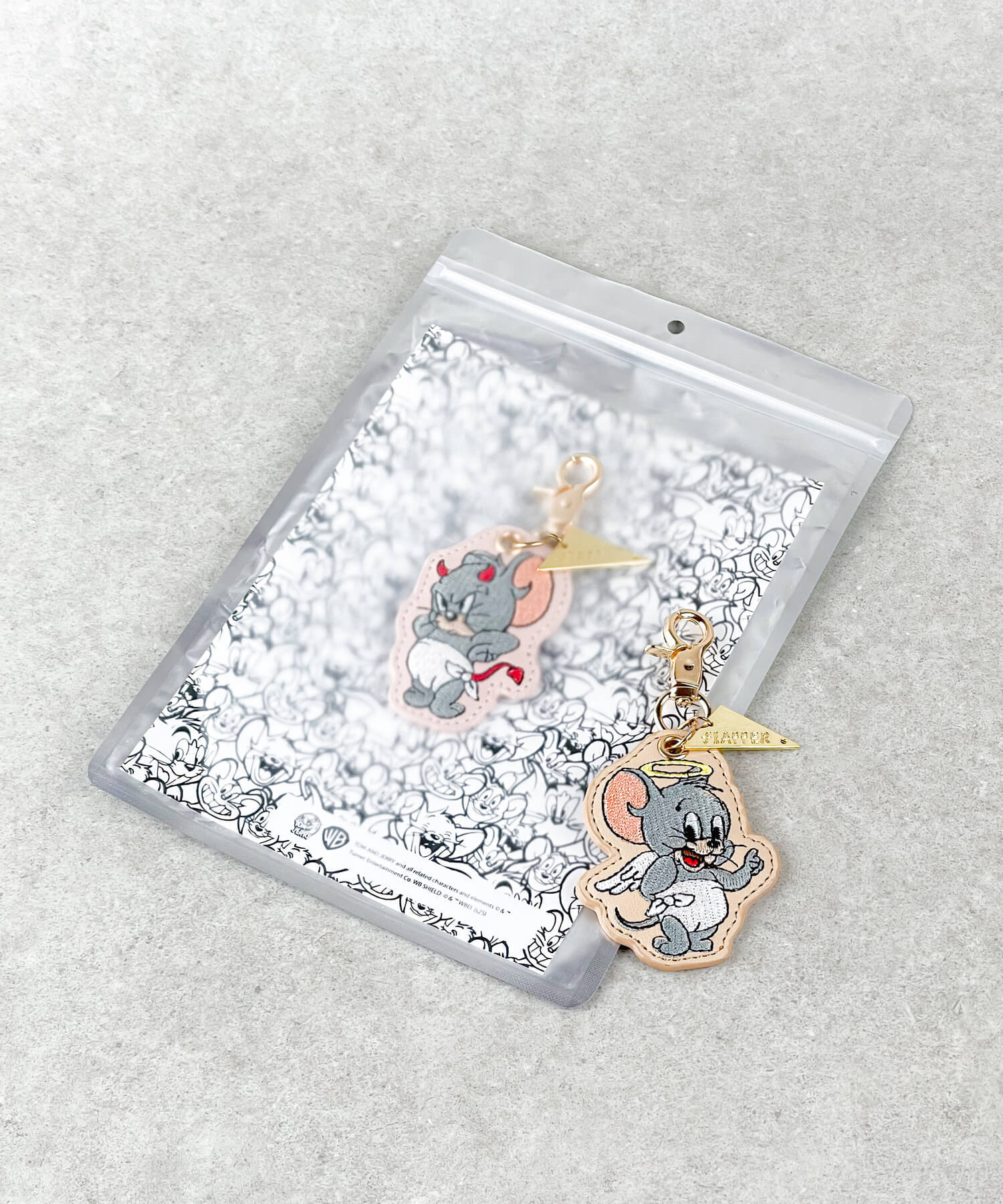 F258057_TOM and JERRY×Flapper タフィー天使と悪魔刺繍チャーム | Flapper