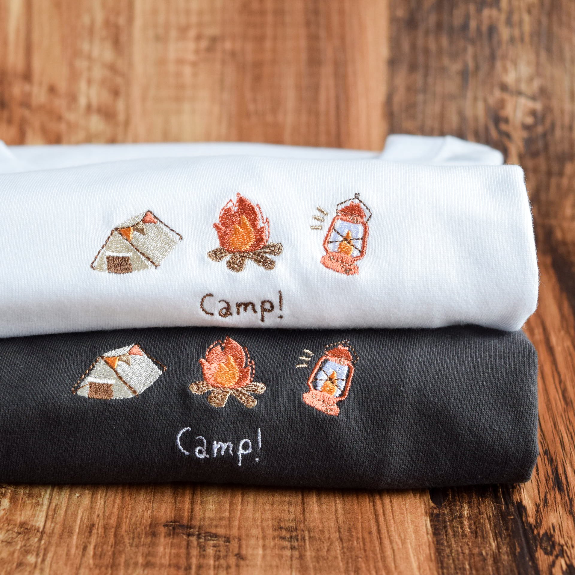 キャンプ柄　オーダー受付中 Camp!刺繍Tシャツ【選べる4色】メンズ レディース トップス キャンプ