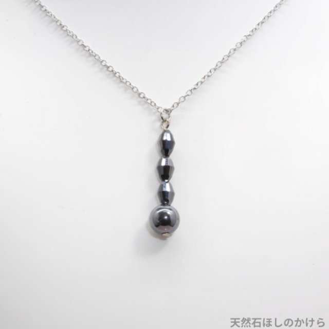 テラヘルツ鉱石とスワロフスキーの煌めきと癒やしのネックレス(807)【血行促進・細胞の活性化・冷え性改善】