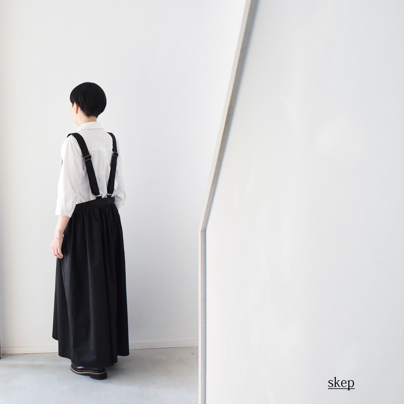 ギャザージャンパースカート：黒［SK03JSBK］ | skep-online shop