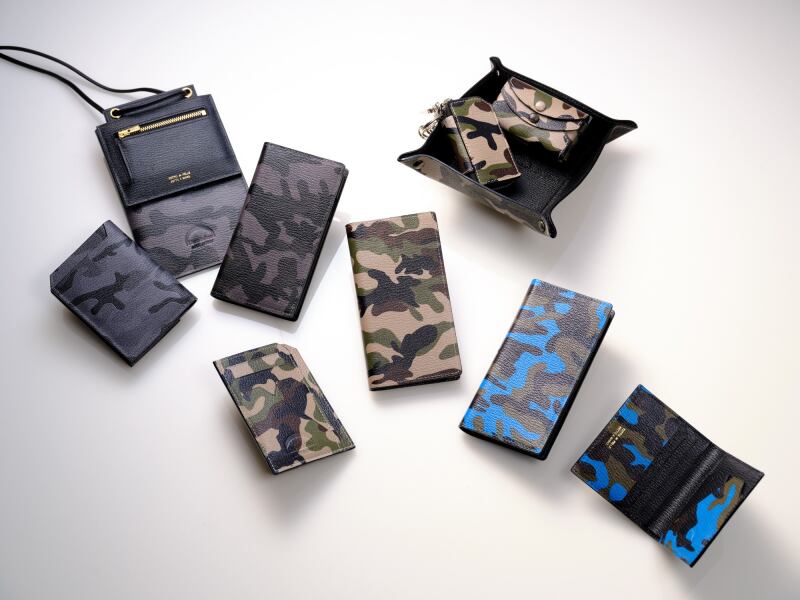 L'arcobaleno（ラルコバレーノ）レザートレイ】 ブルー LA901GTCAMOBLU