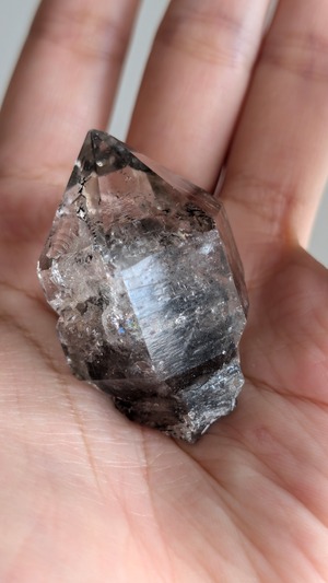 クラファイト入り・エレスチャルクォーツ ⭓ 両剣水晶 ⭔ 雲貴高原産