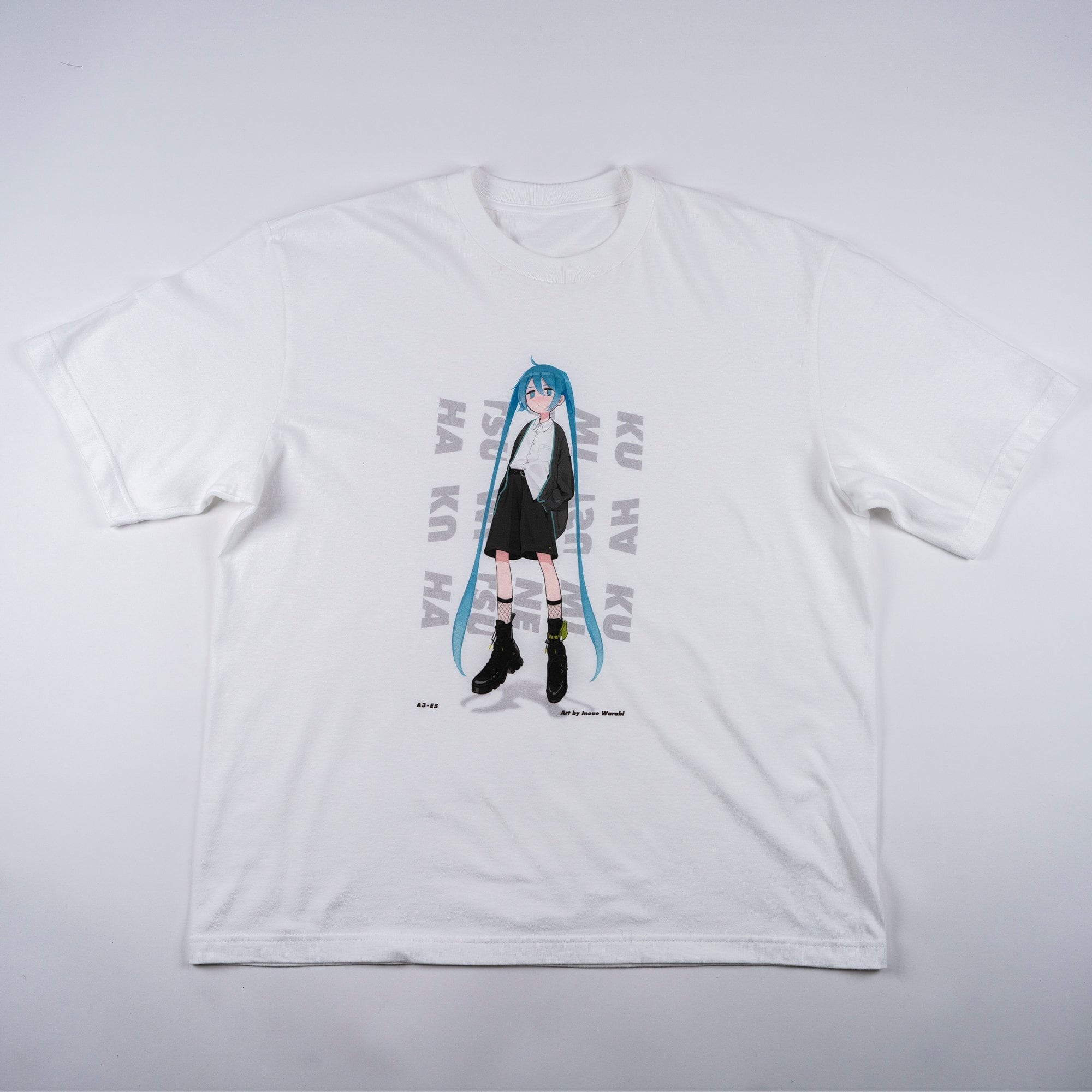 8月中旬頃お届予定】初音ミク イラストTシャツ Art byイノウエワラビ
