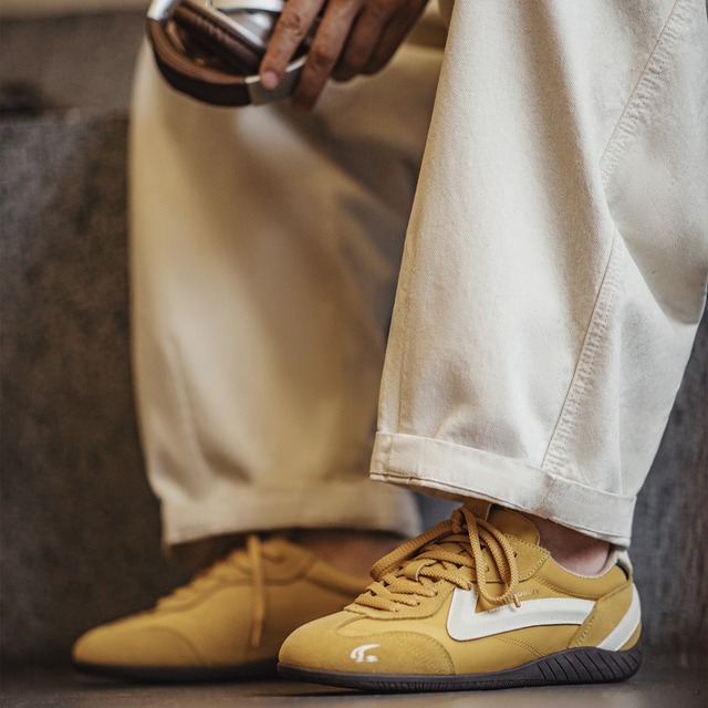 ローカットカジュアルスニーカー　　A19178