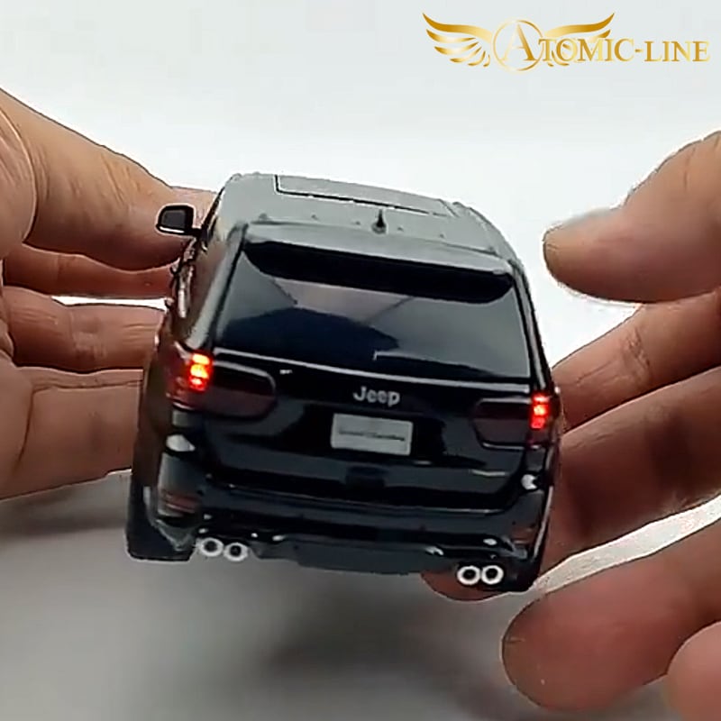 ジープ JEEP グランドチェロキー 1/32 ミニカー 全3色 ライト点灯