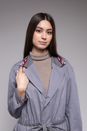 ウクライナ刺繍スプリング・ロングコート　手刺繍　ユニセックス・フリーサイズ