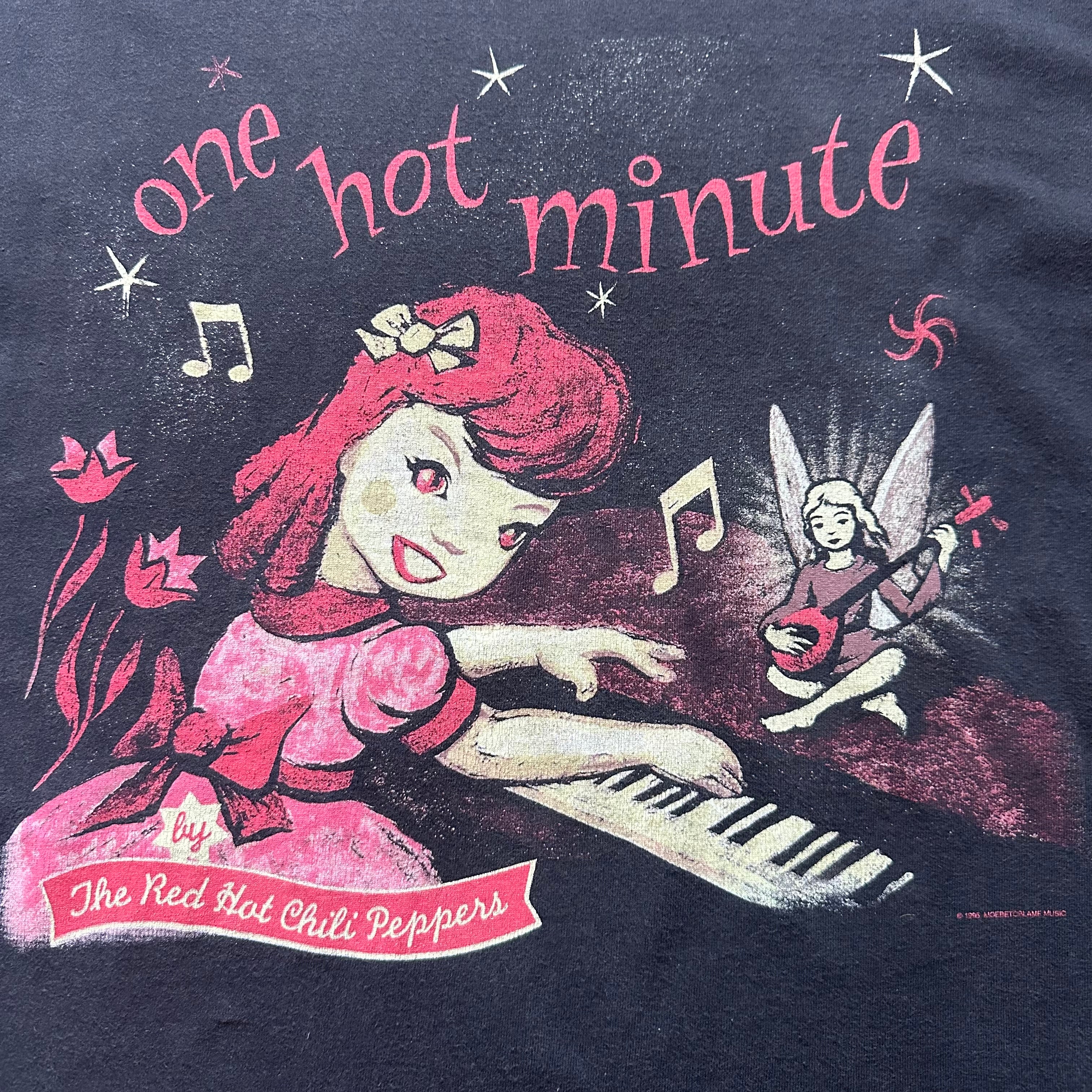 90's RED HOT CHILI PEPPERS ONE HOT MINUTE T-SHIRT USED | LIGHT CAVE