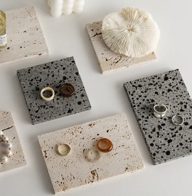 【予約】【R152】ブラックホワイトストーンディスプレイ4枚セット