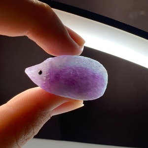 20.可愛い色合い☆フローライト ハリネズミ