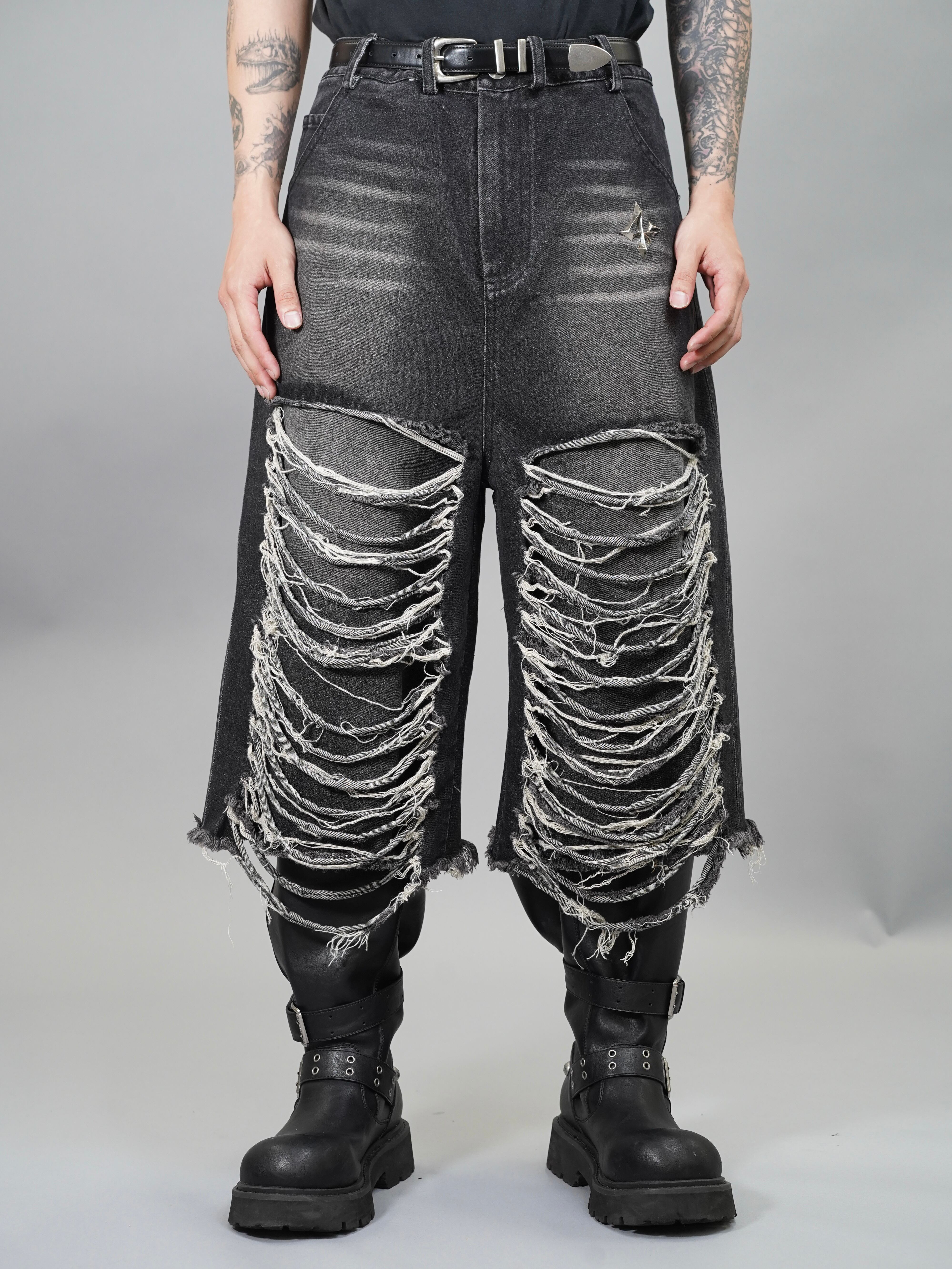 LOVE KILLER】Clash damage baggy denim shorts | OVERTURE WEB SHOP