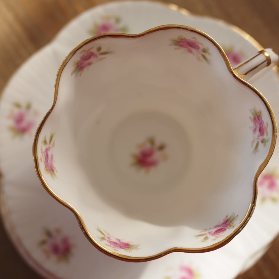 SOLD【可愛い】英国シェリーWileman 小さめサイズの可憐なアンティーク