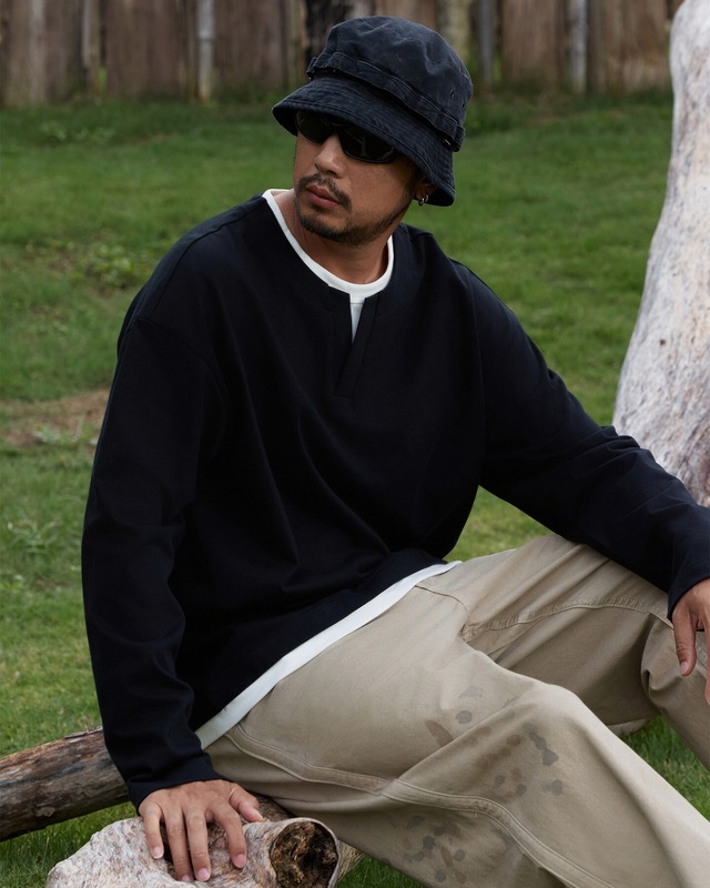 【QUENTIN MARX】V-neck Drop Shoulder Long Sleeve T-Shirt 　x00868