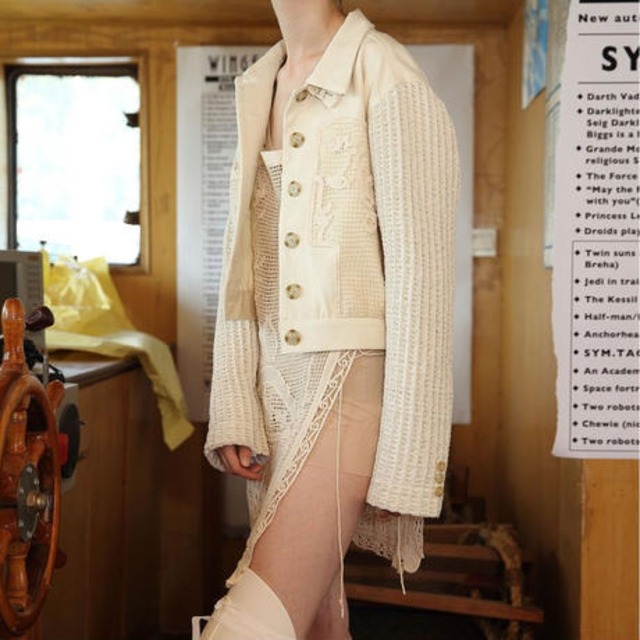 knit sleeve short jacket