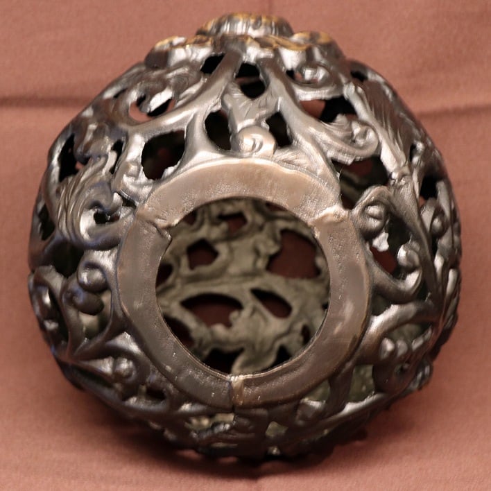 金属製・玉乗り狛犬（獅子・シーサー）・No.181030-33・梱包サイズ140