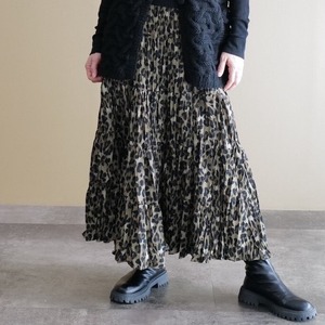★レオパードプリーツプリントスカート(ベージュ×ブラック)