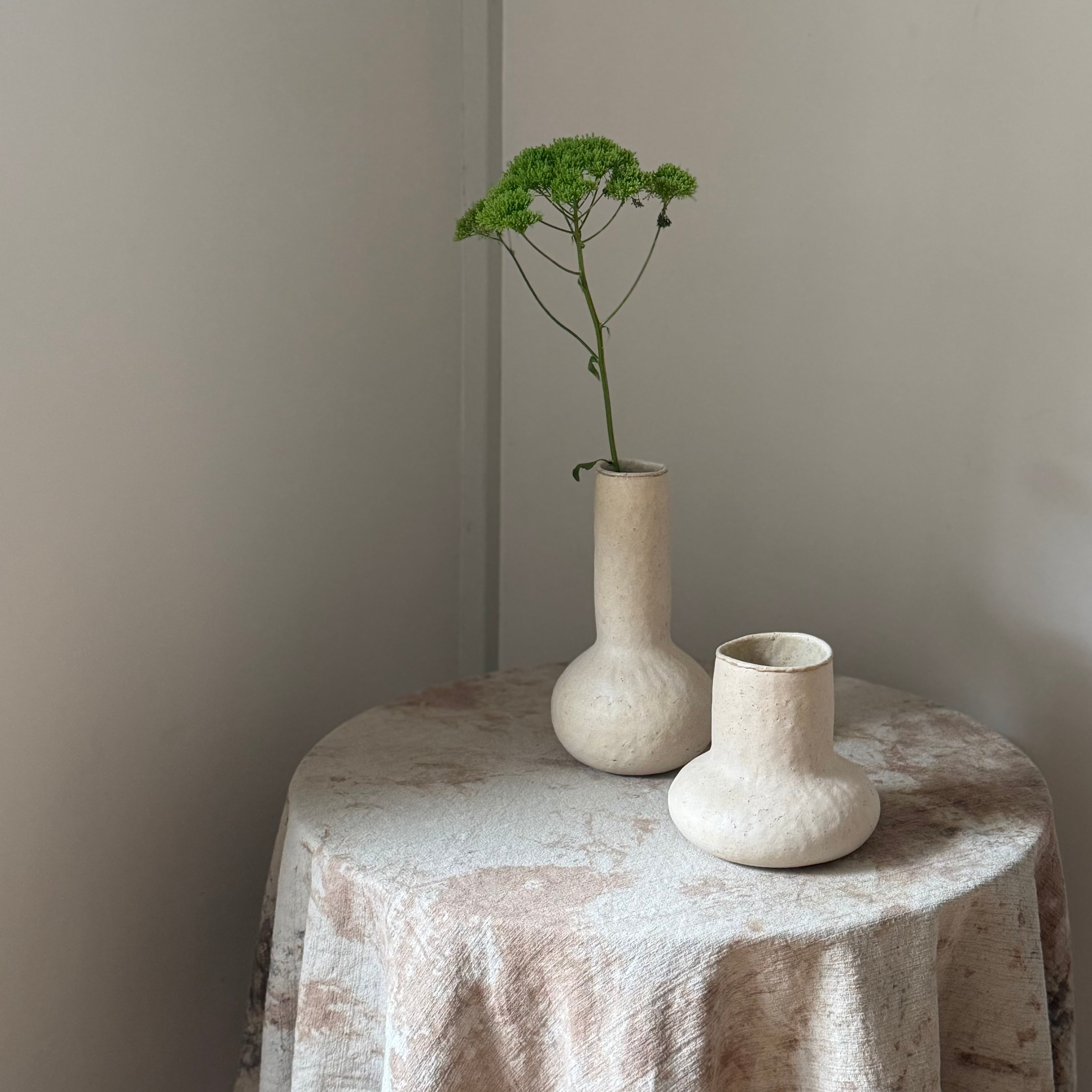 高田かえ 白土花器 大 | gallery 一白