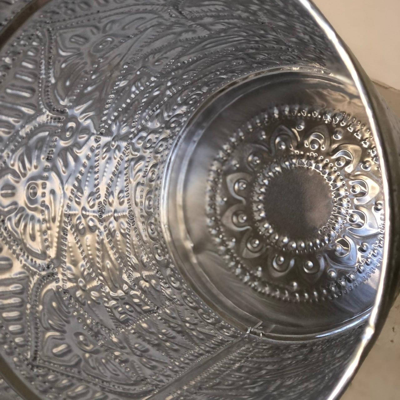 バリの円筒型ボックス Sサイズ