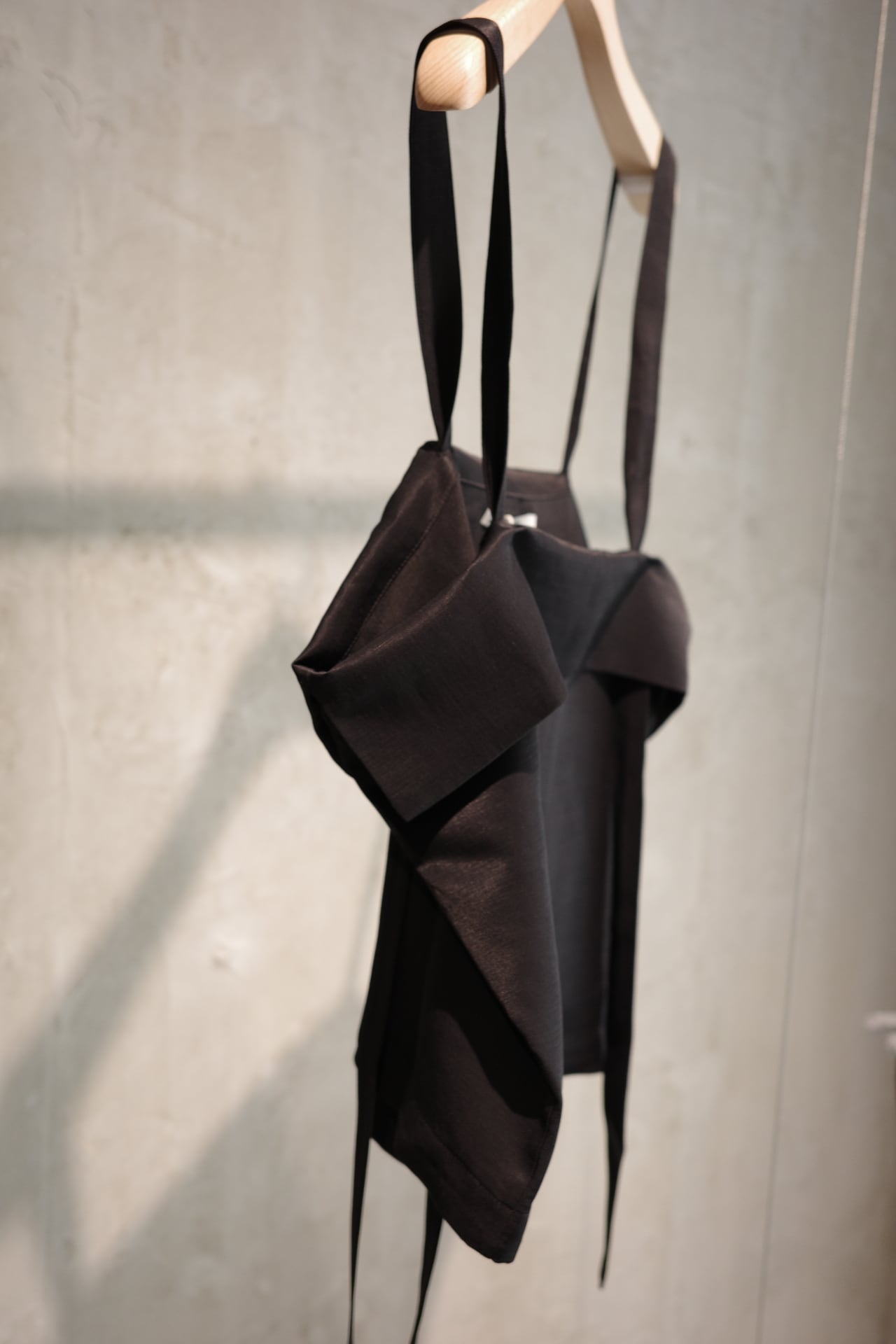 pelleq/travel convert bib | ikasa.