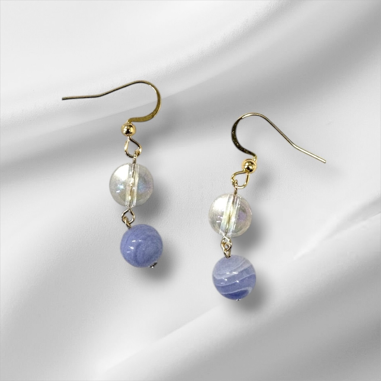 8月誕生石ピアス(ブルーレース)