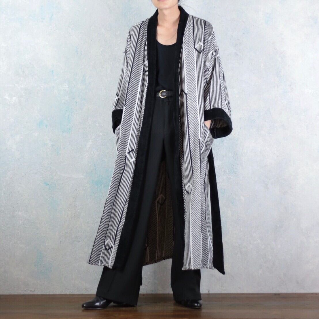 1990's Christian Dior オーバーサイズ モノトーン ベルテッドガウン