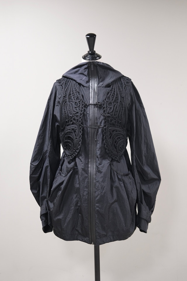 【Mame Kurogouchi】Nylon Oversized Jacket with Cording Embroidery Vest - BLACK -