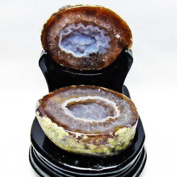 トレジャーメノウ アゲート 台座付属 原石 置物 一点物 175-1377