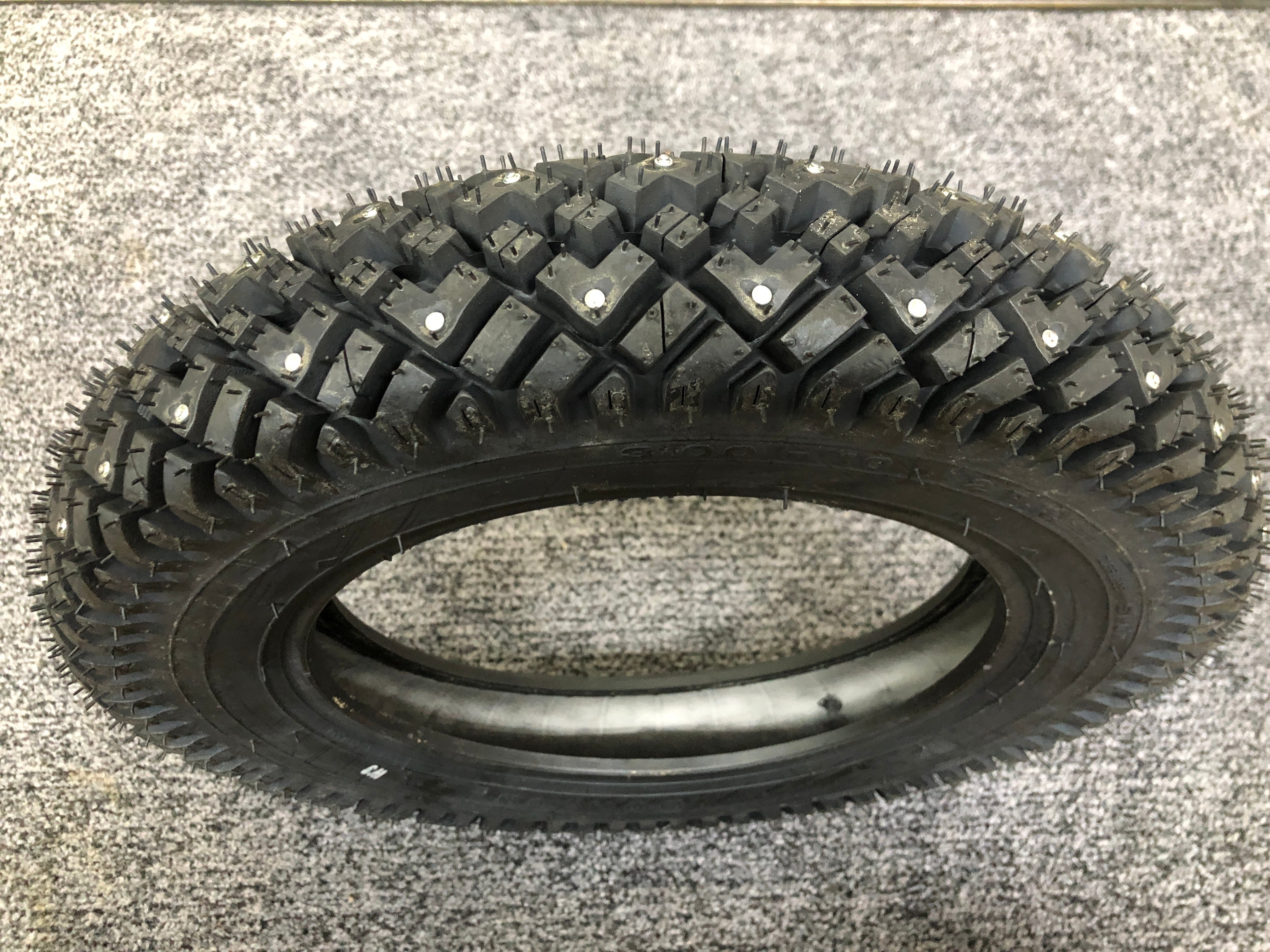 まーちゃん　スパイクタイヤ４本 レッツ4用 スパイクタイヤ 前後共用 | 原付専門ライダースWEB店