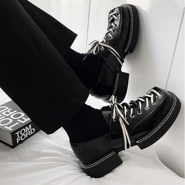 【予約販売】レザーシューズ 革靴 メンズ ローファー 厚底 艶あり 靴 モード ブラック 黒 お洒落 カジュアル シック パーティー 結婚式 24cm/24.5cm/25cm/25.5cm/26cm/26.5cm