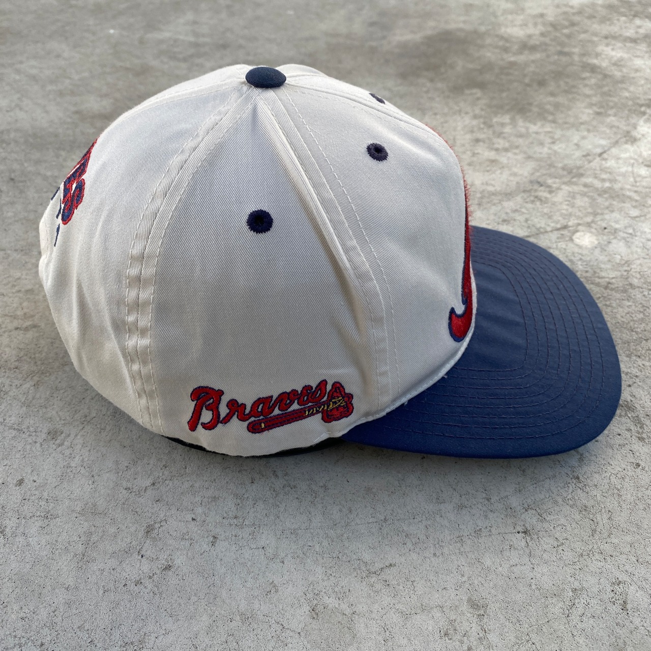 ATLANTA BRAVES Multi Logo Cap - White / Navy
