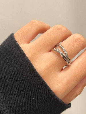 Triple silver ring