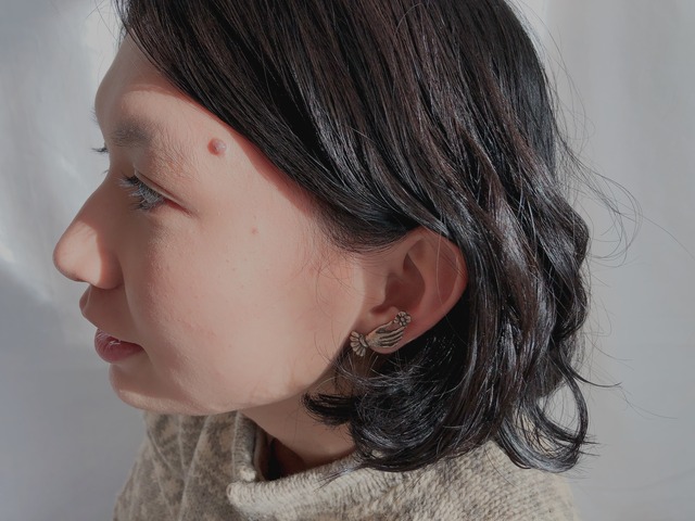 手の美術展 AMERICA vintage earring