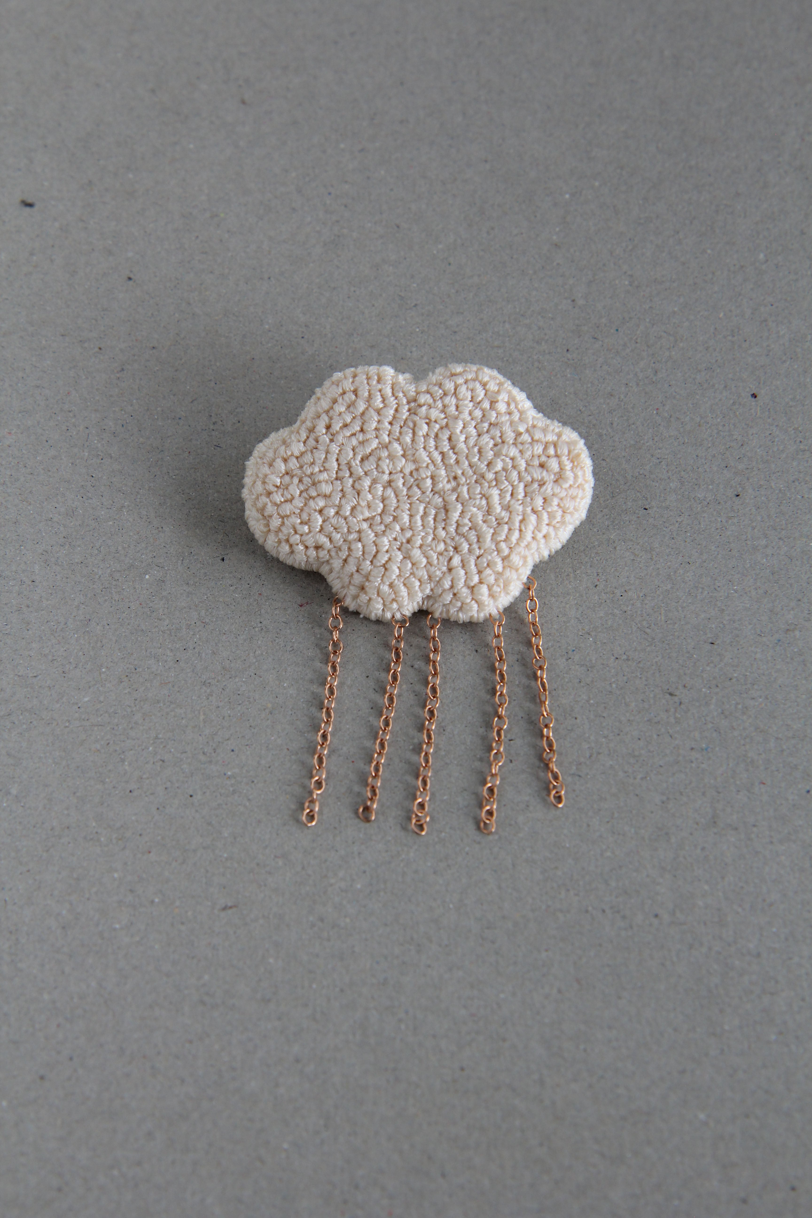 brooch no.55