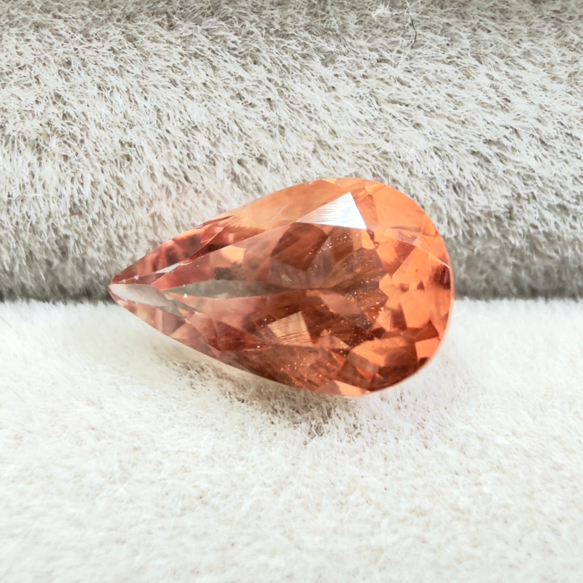 オレゴンサンストーン】 ルース アメリカ産 0.79ct | たからいしルース