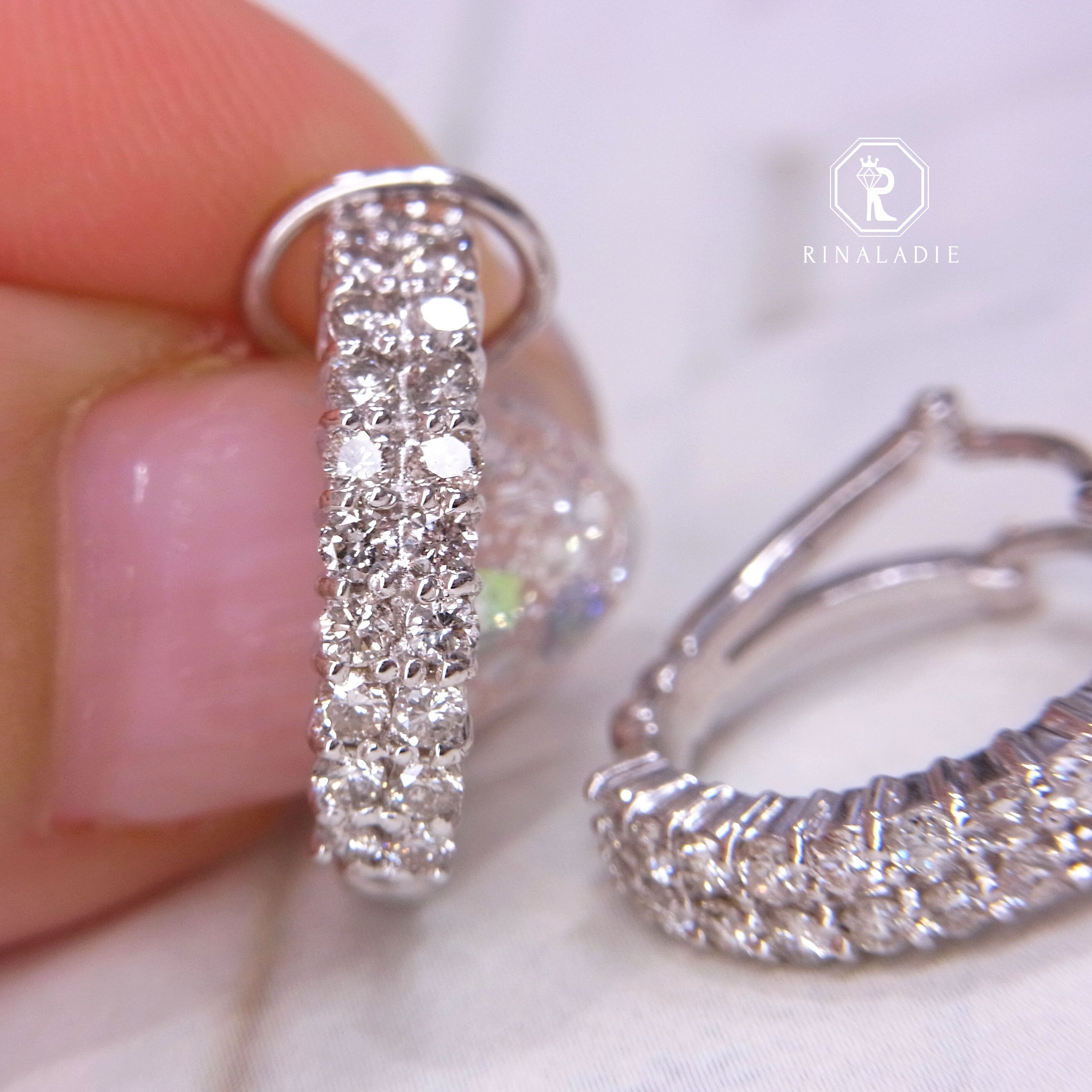 Pt900天然ダイヤモンド☆ハートとピンクのいつも一緒のお友達ピアス