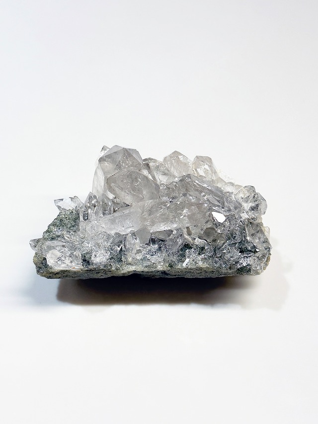 クォーツクラスター×クローライト【ML-0172】インド マニハール