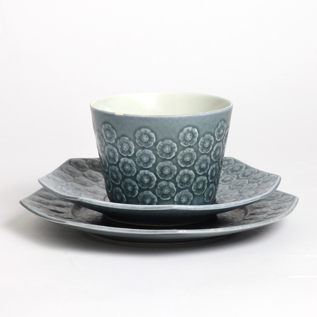 Jens H. Quistgaard イェンス・クィストゴー Plum / Azur  プラム / アズール  カップ＆八角ソーサー、八角プレート3点セット - 4 北欧ヴィンテージ