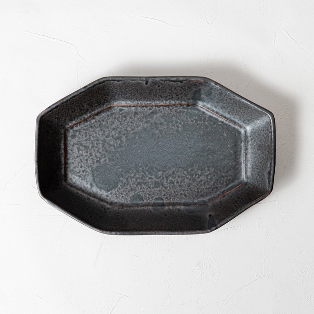 ［石渡 磨美 ］46　稜花麺鉢（黒唐金）