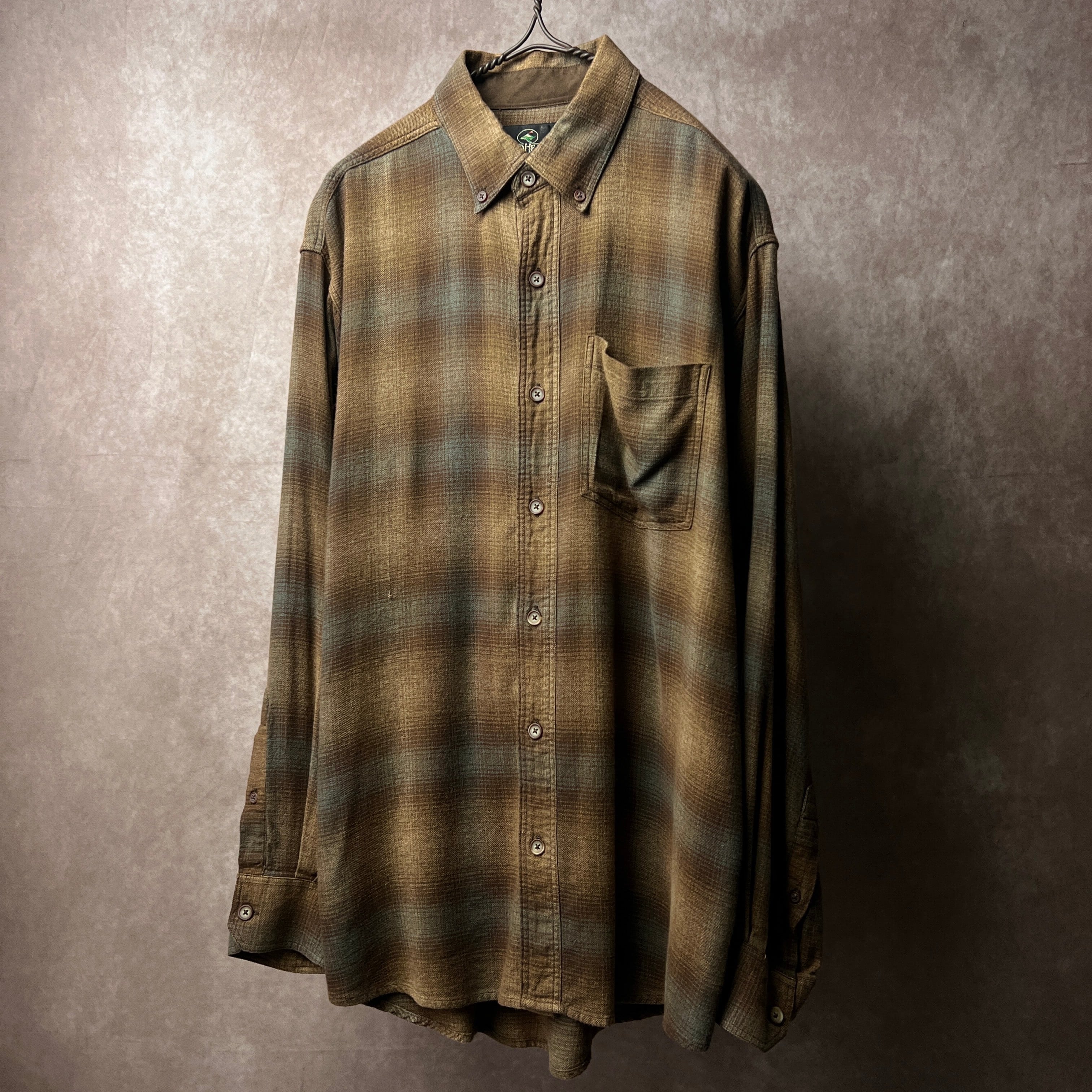 TOPS | 【公式】Thrift Tokyo & TAROCK 古着・ヴィンテージ通販