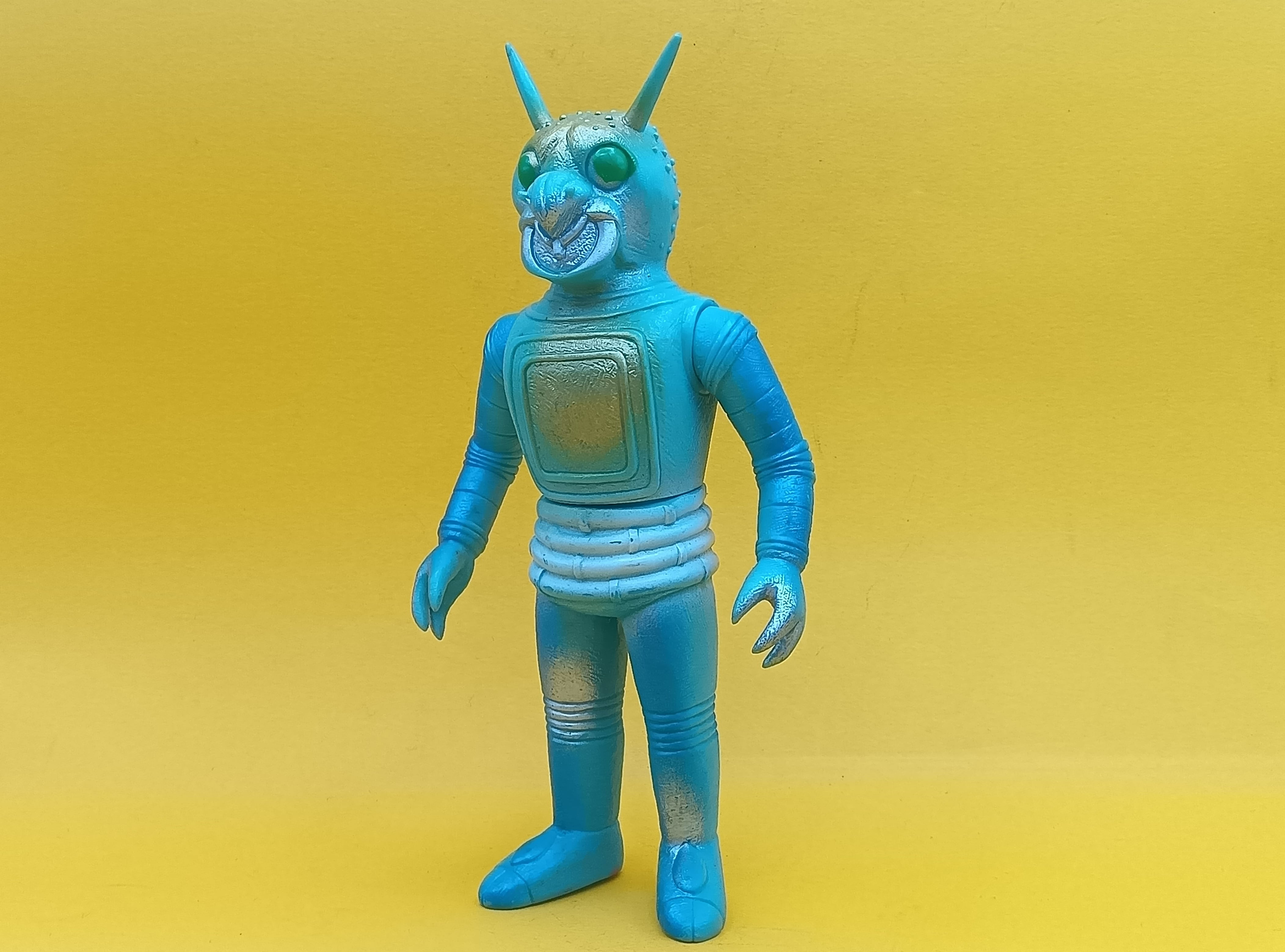 ブルマァク ヒーロー 怪獣シリーズ 電人ザボーガー ブルーメタ ソフビ 苦い 