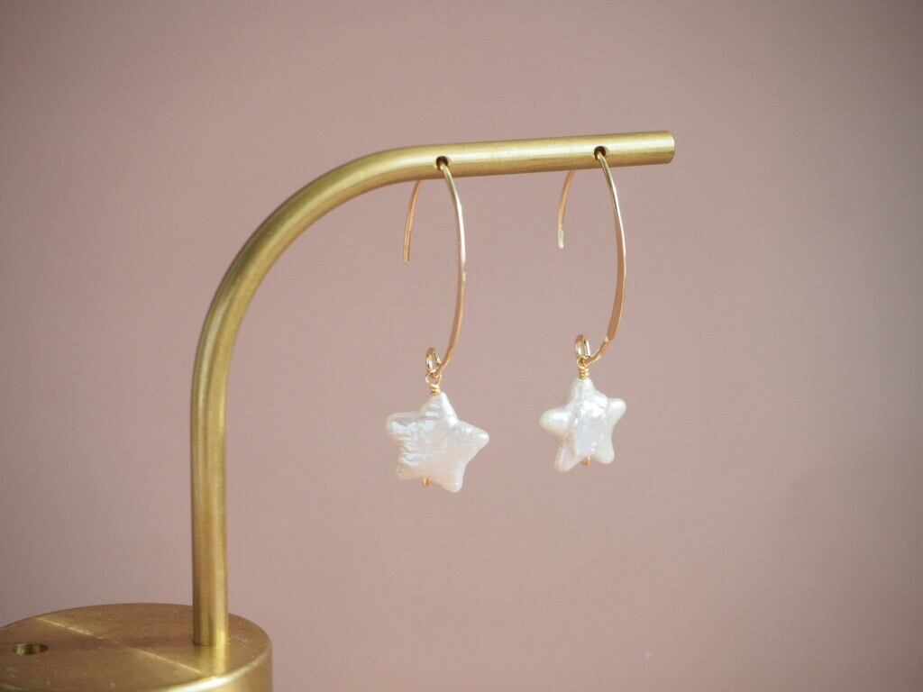 25P-7】星型淡水パールのフックピアス | objet sayoko Accessories