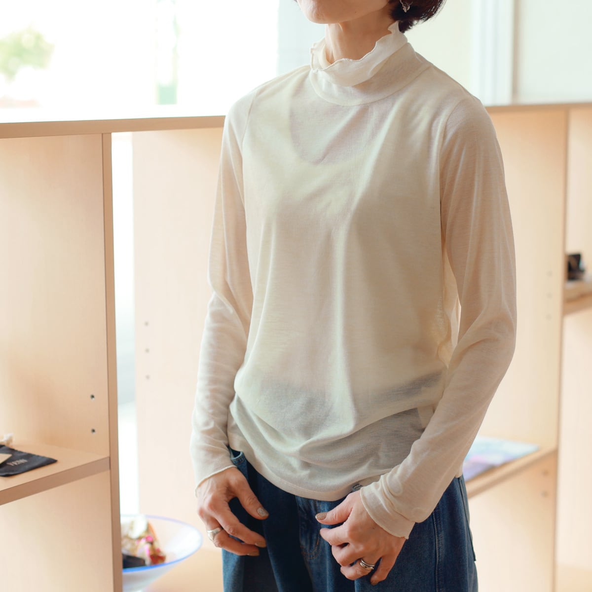 Le MARAIS (ル マレ) メロウ ネック シアーカットソートップス