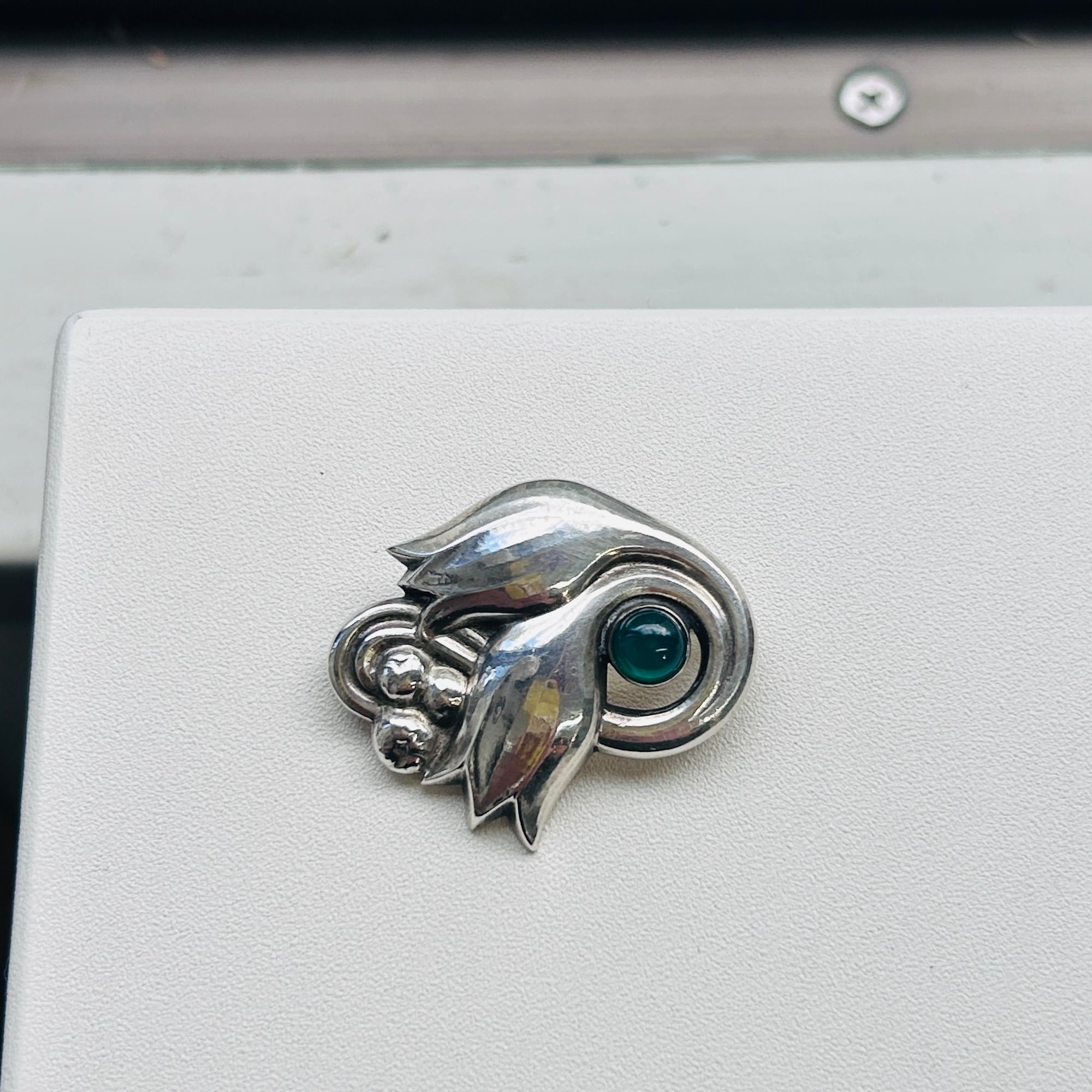 ブローチ | Milo Antiques & Vintage