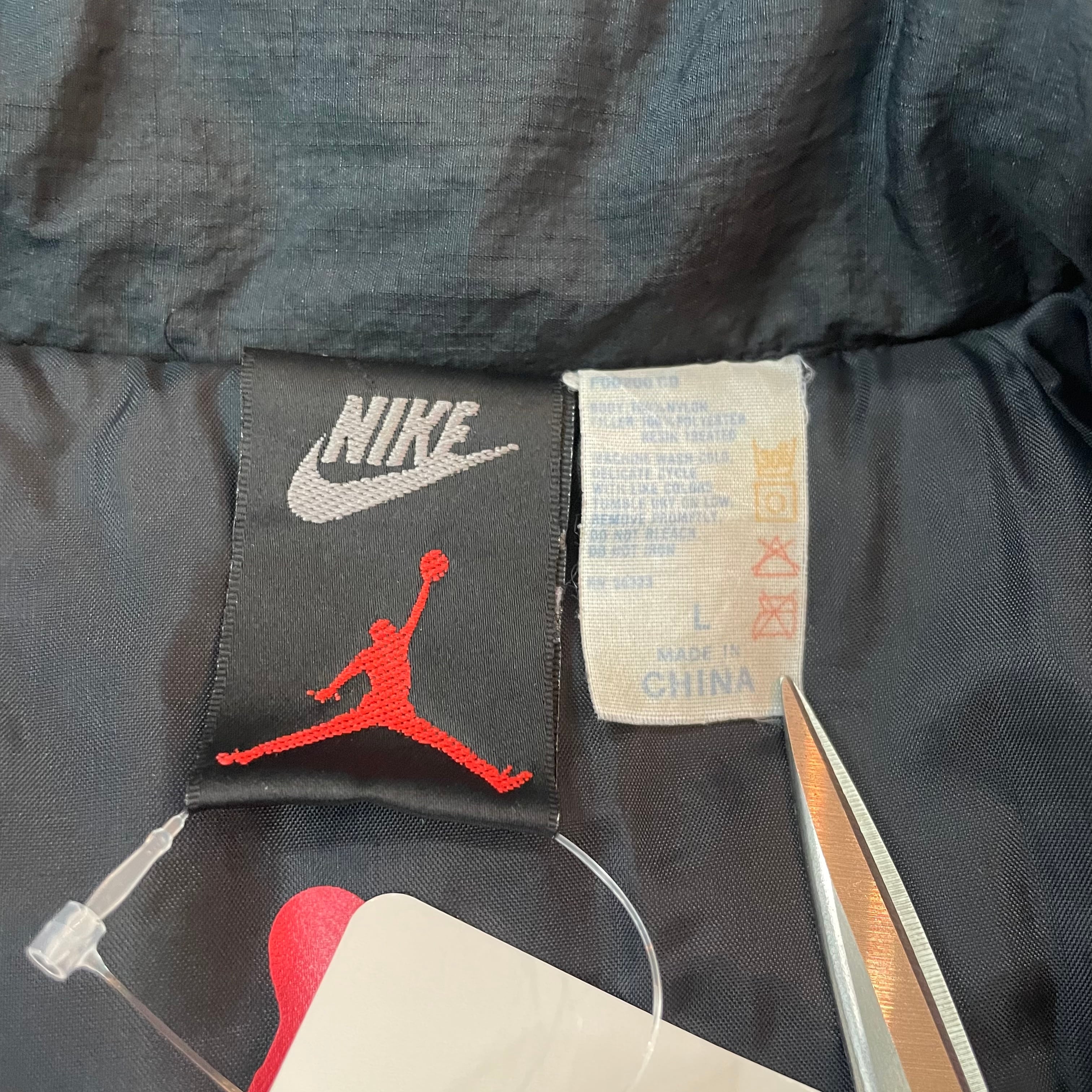 JORDAN マイケル・ジョーダン ジョーダン ナイロンジャケット JORDAN マイケル・ジョーダン ジョーダン ナイロンジャケット