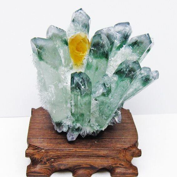 緑水晶 クラスター 原石 台座付属 一点物 182-7410 | 天然石 