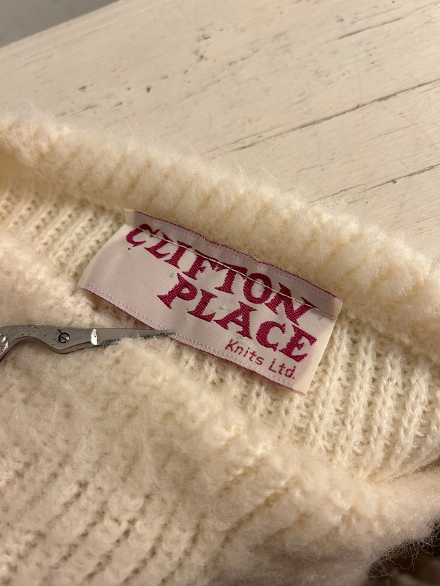 60's 70's "CLIFTON PLACE" sweater
