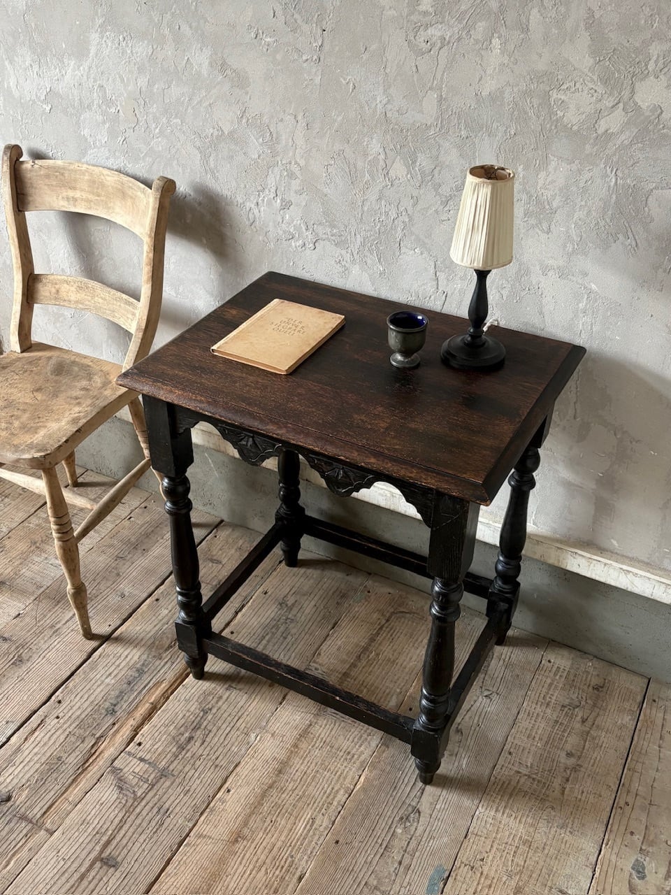 Side Table (A27-178)
