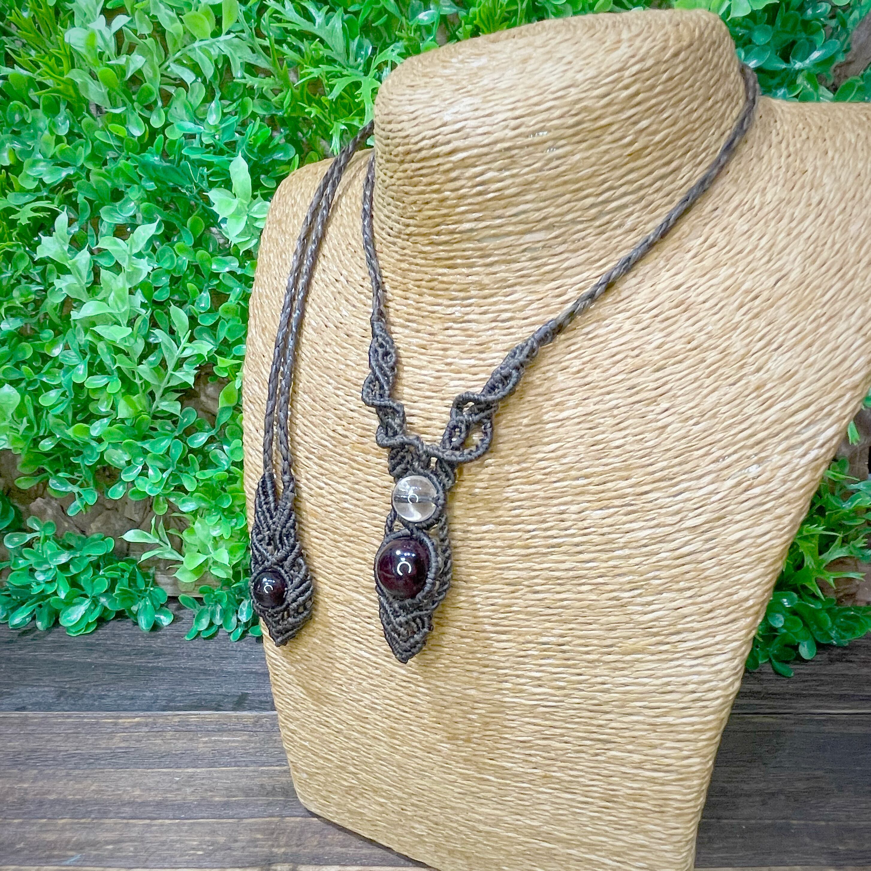 ガーネット×クォーツ マクラメペンダント T15 | Trickster